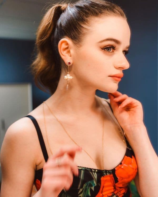 joey king clavivut