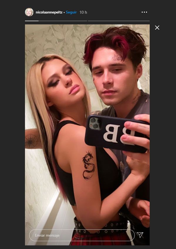 Brooklyn Beckham y Nicola Anne-Peltz en Halloween