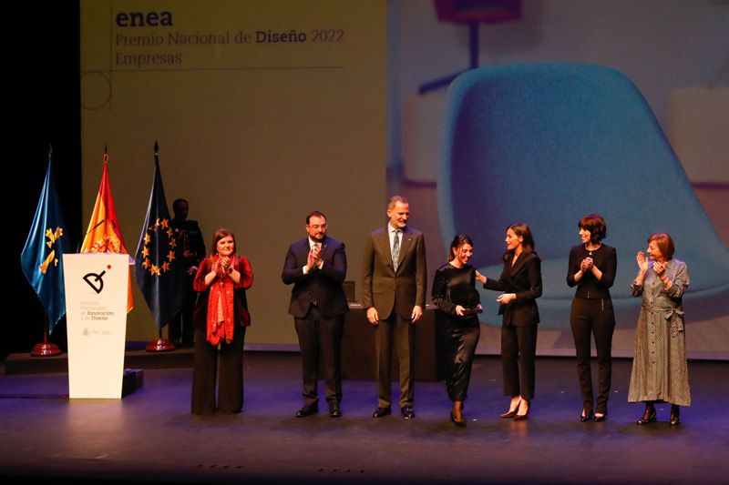 Reyes Felipe y  Letizia en Avilés