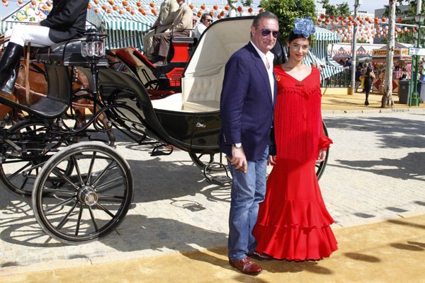 Carlos Herrera presumió de su hija, Rocío Herrera, por el Real de la Feria de Sevilla
