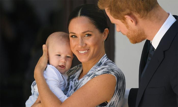 Príncipe Harry y Meghan Markle con su hijo Archie