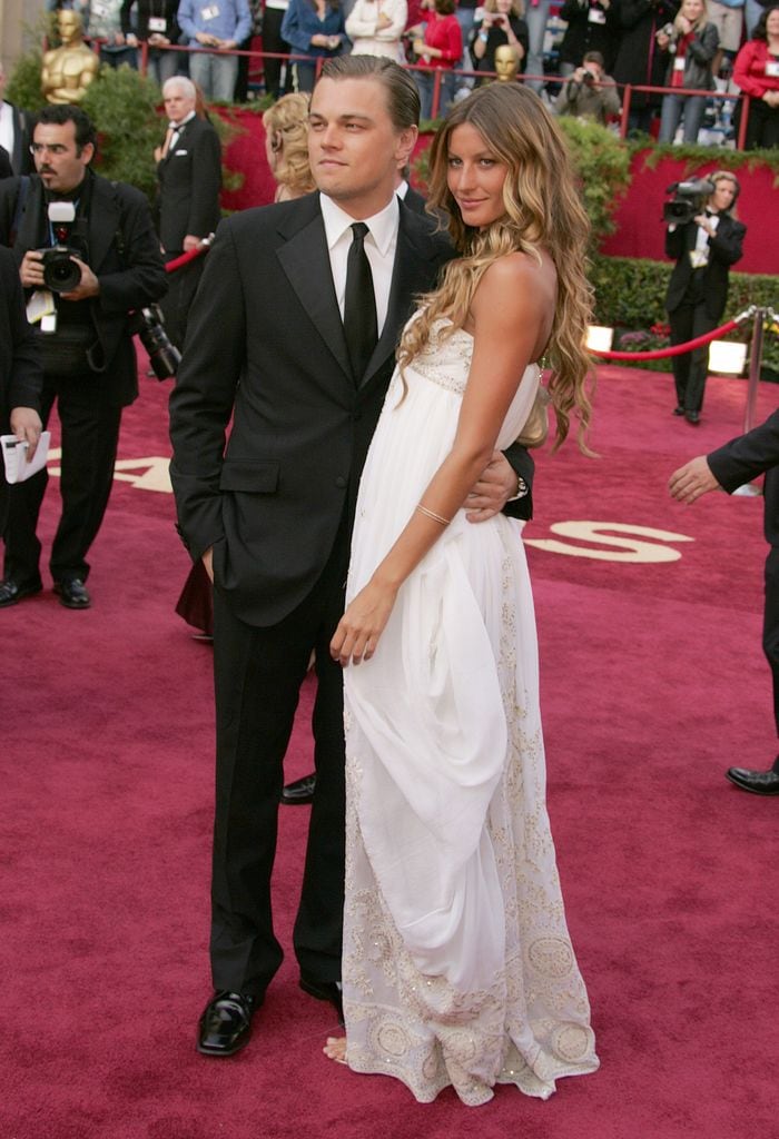 Leonardo DiCaprio y Gisele Budchen en los Oscar de 2005