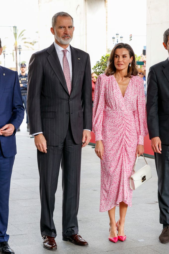 Reina Letizia vestido de invitada