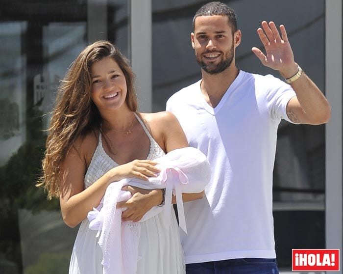 Malena Costa y Mario Suárez se convirtieron en padres por primera vez el pasado 28 de junio, cuando nació Matilda. (Foto: José Ignacio Viseras)
