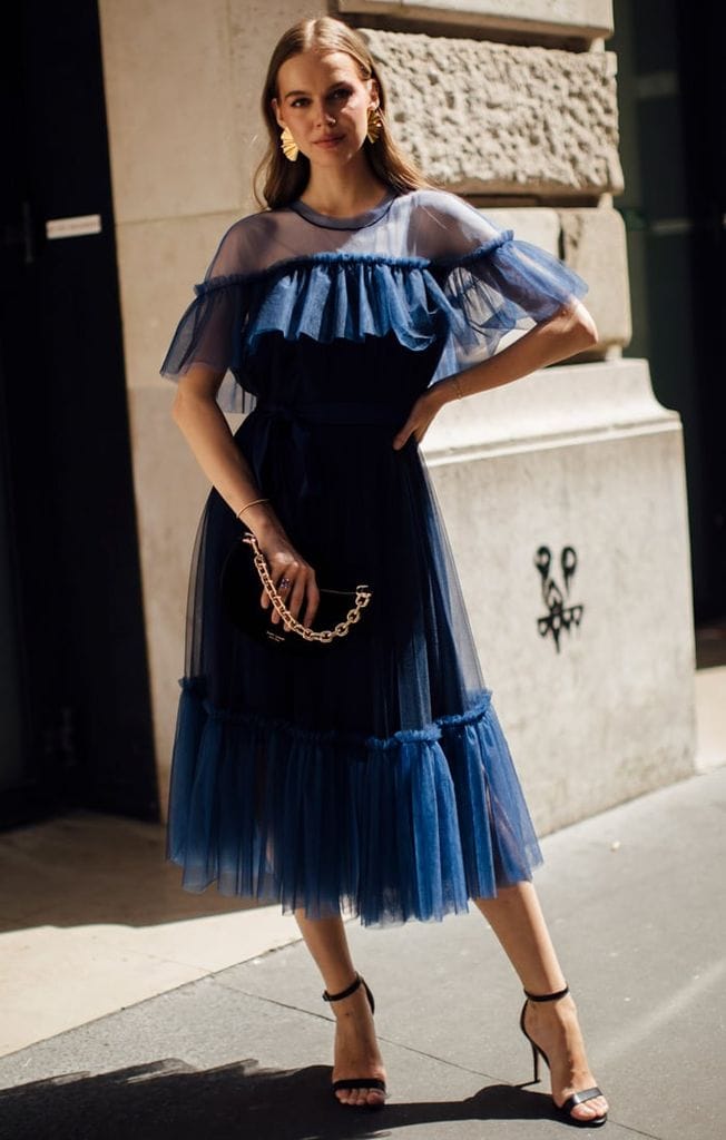 vestido azul tulle a