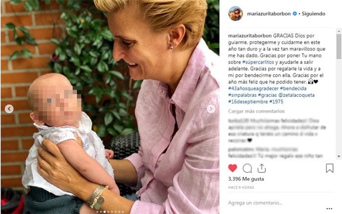 María Zurita bautiza a su hijo Carlos