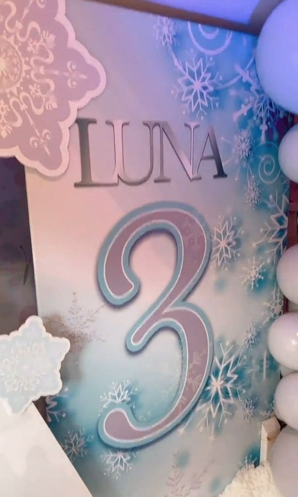 ximena duque celebra el cumplea os de su hija luna