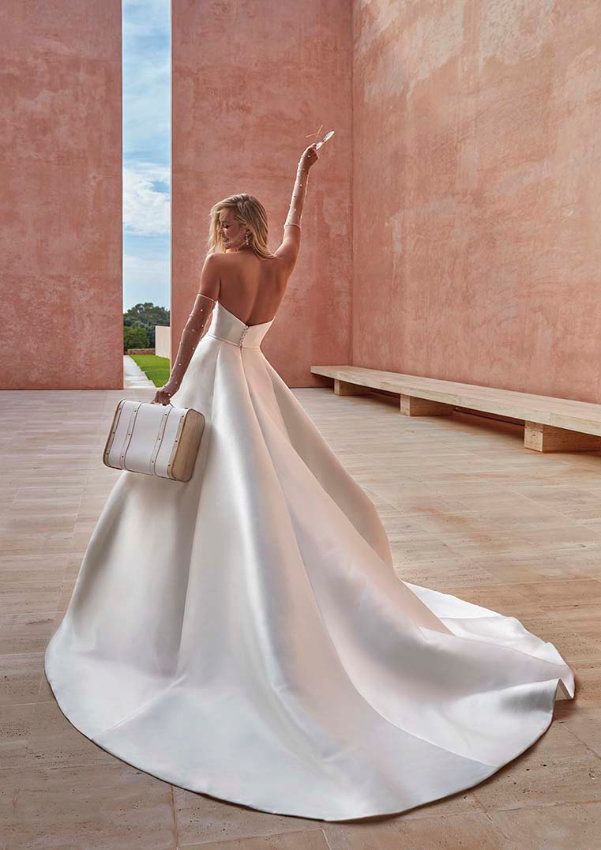 pronovias 66