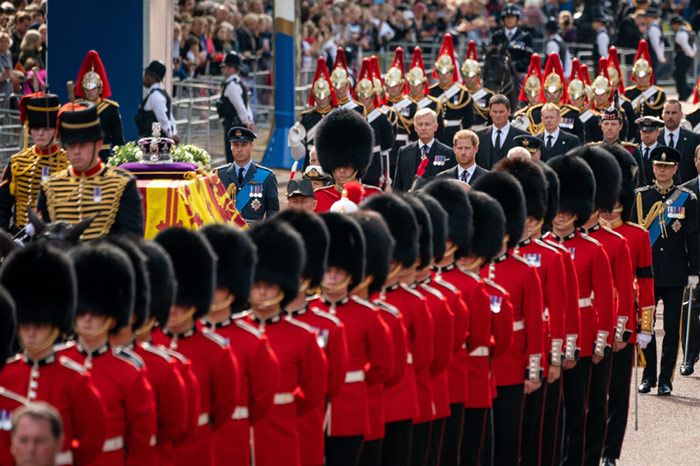 Cortejo fúnebre de Isabel II