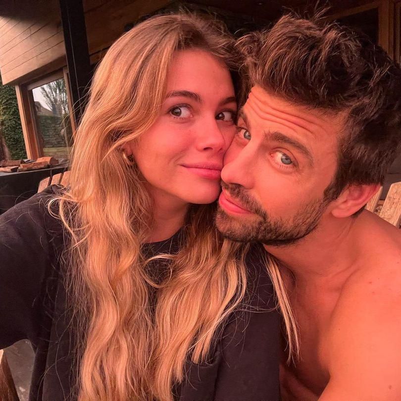 Piqué y Clara Chía