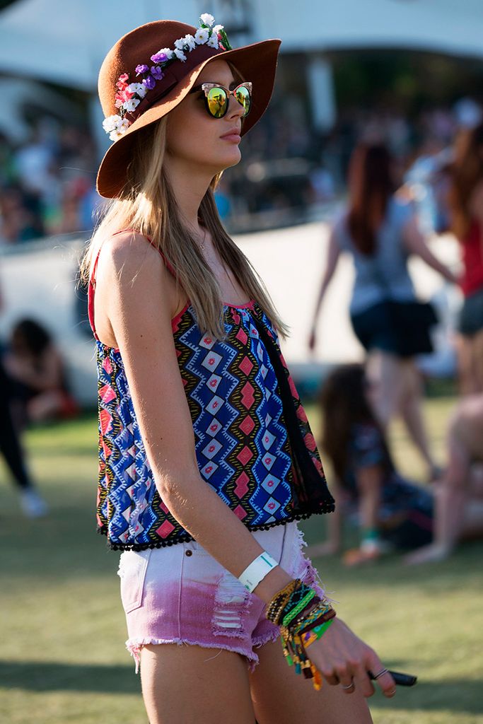 Las tendencias de moda en Coachella 2024, según las estilistas de Rosalía