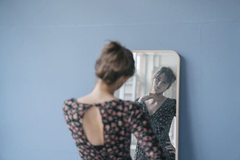 mujer espejo