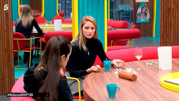 Adara Molinero y Alba Carrillo comparten confidencias a pocas horas de la final de 'GH VIP'