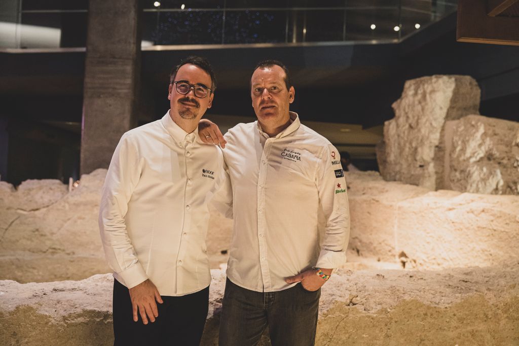 Los chefs Paco Morales y Pablo González-Conejero, autores de la cena a cuatro manos organizada el pasado lunes por Michelin en Murcia