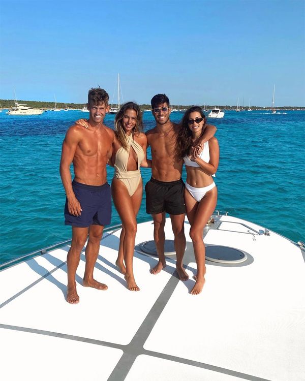 Marcos Llorente, Patricia Noarbe, Marco Asensio y Sandra Garal en Mallorca