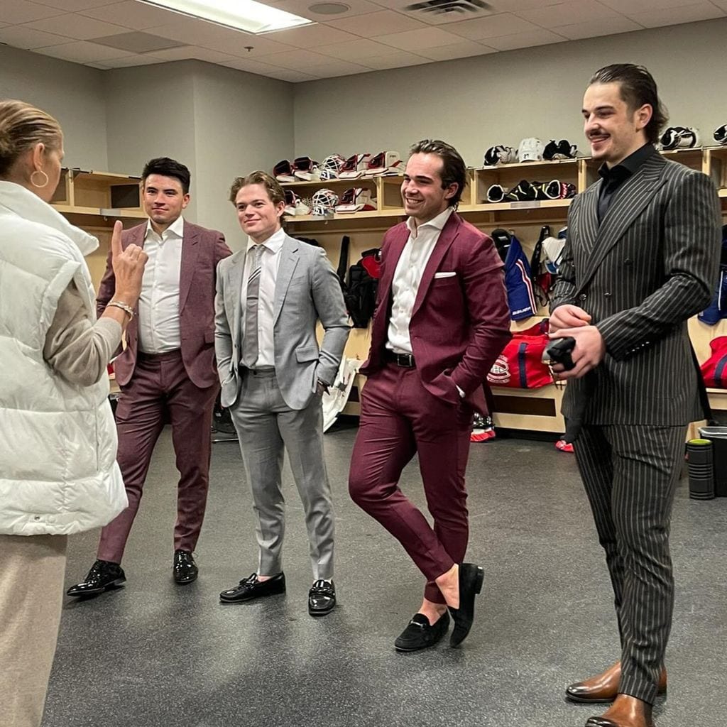 Céline Dion con las estrellas de los Canadiens de Montréal