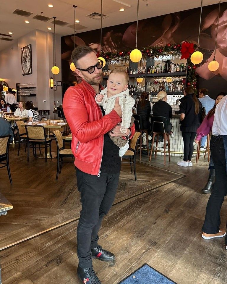 El actor celebró sus 41 con su familia en la nieve.