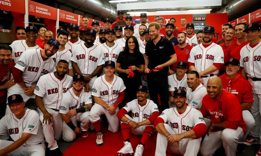 meghan markle prince harry red sox