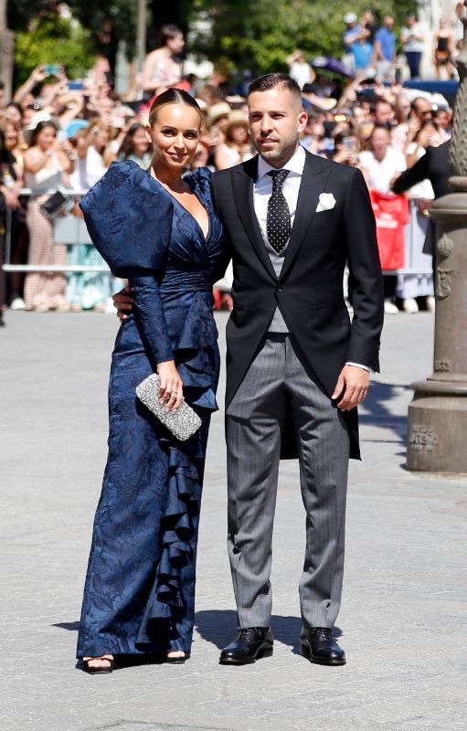 Jordi Alba y Romarey Ventura en la boda de Sergio Ramos