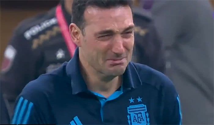 scaloni-llorando1