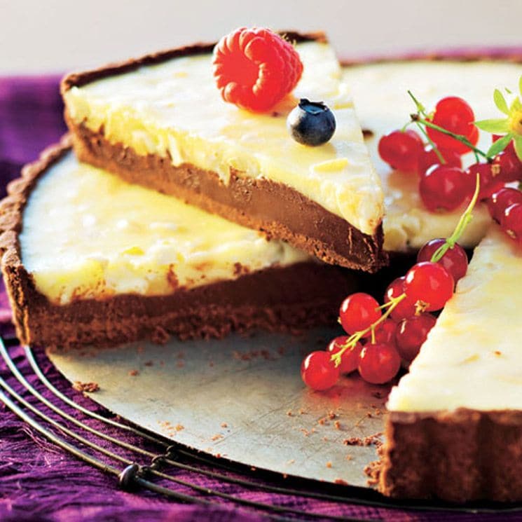 Paso a paso: Tarta de chocolate blanco y negro