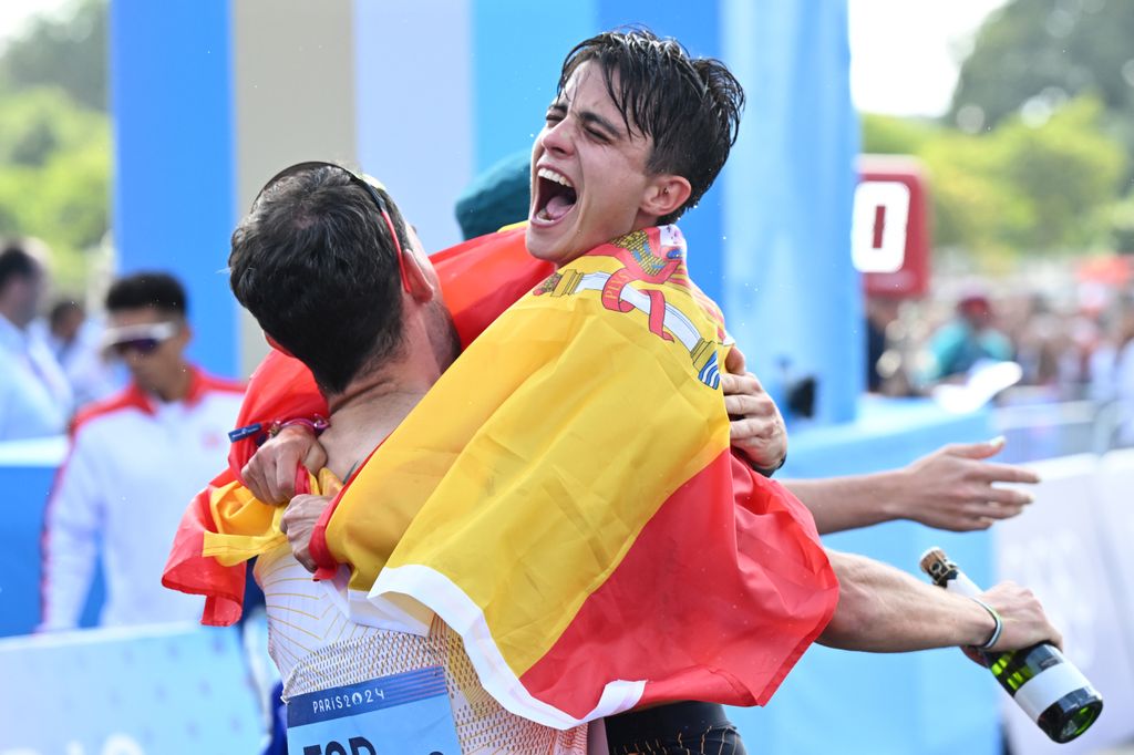 La emocionante celebración de Álvaro Martín y María Pérez tras ganar el oro olímpico en París