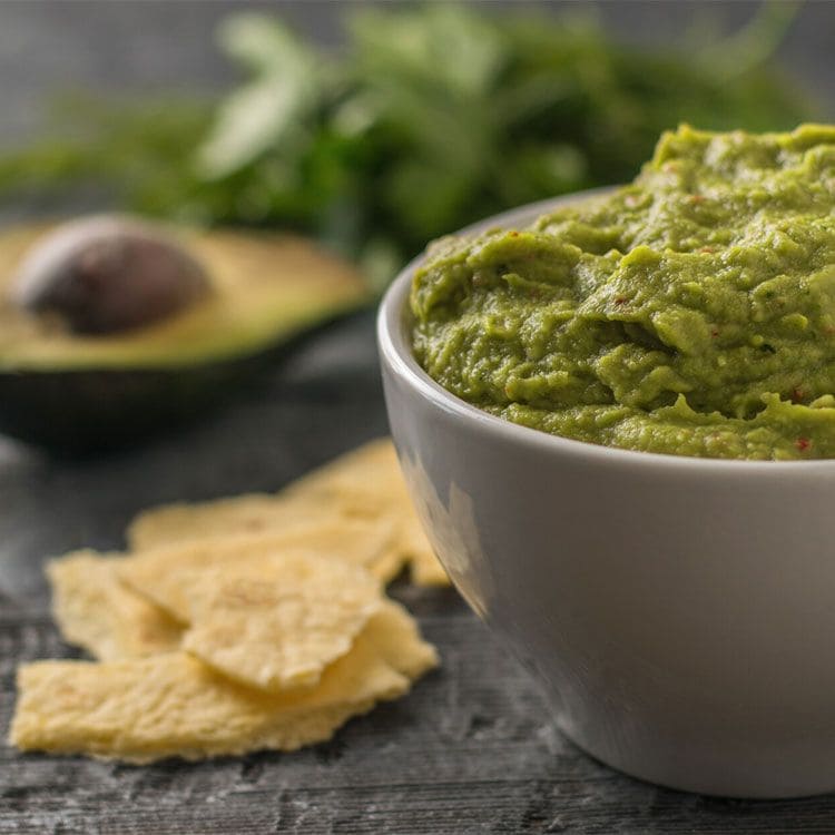 Guacamole con nachos