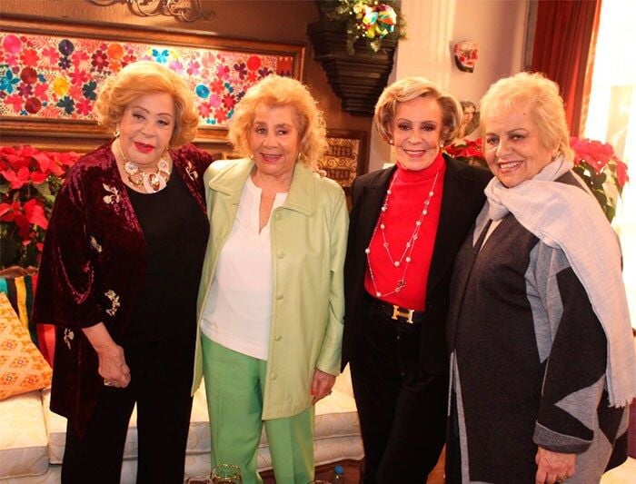 Silvia Pinal y sus amigas