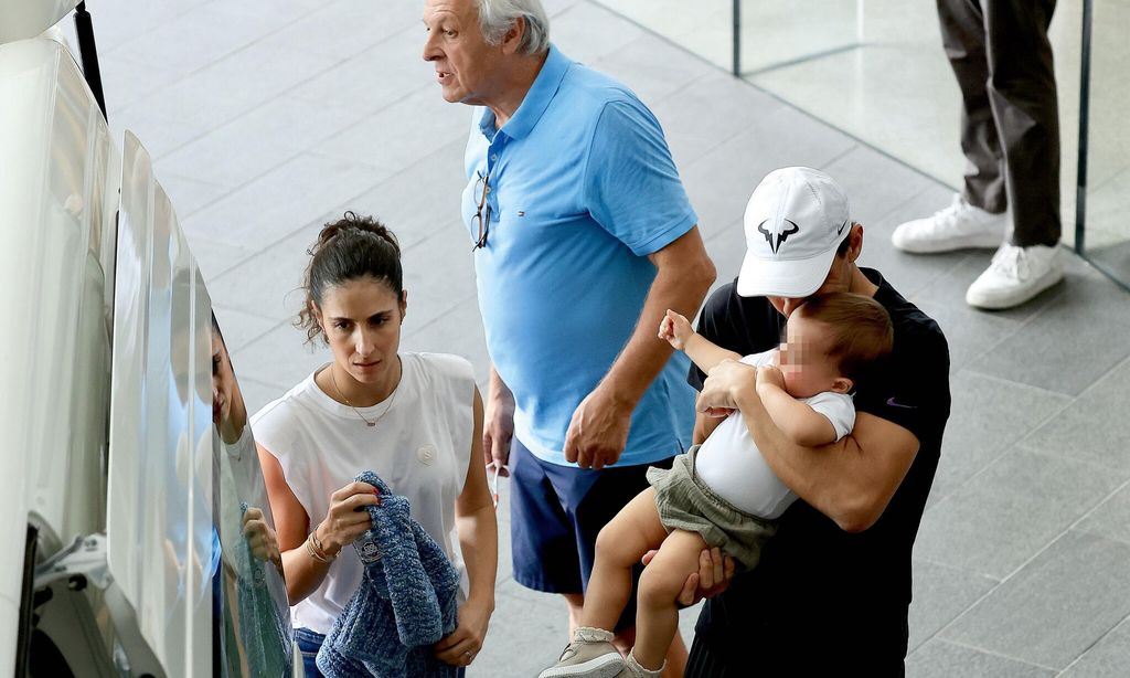 Rafa Nadal con su hijo HOLA 4146