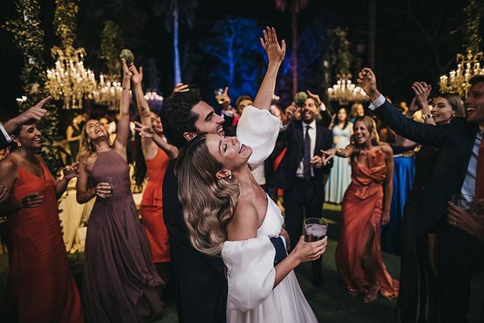 Fiesta en una boda de noche