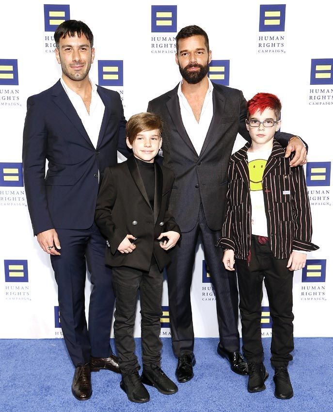 Ricky Martin con Jwan Yosef y sus hijos