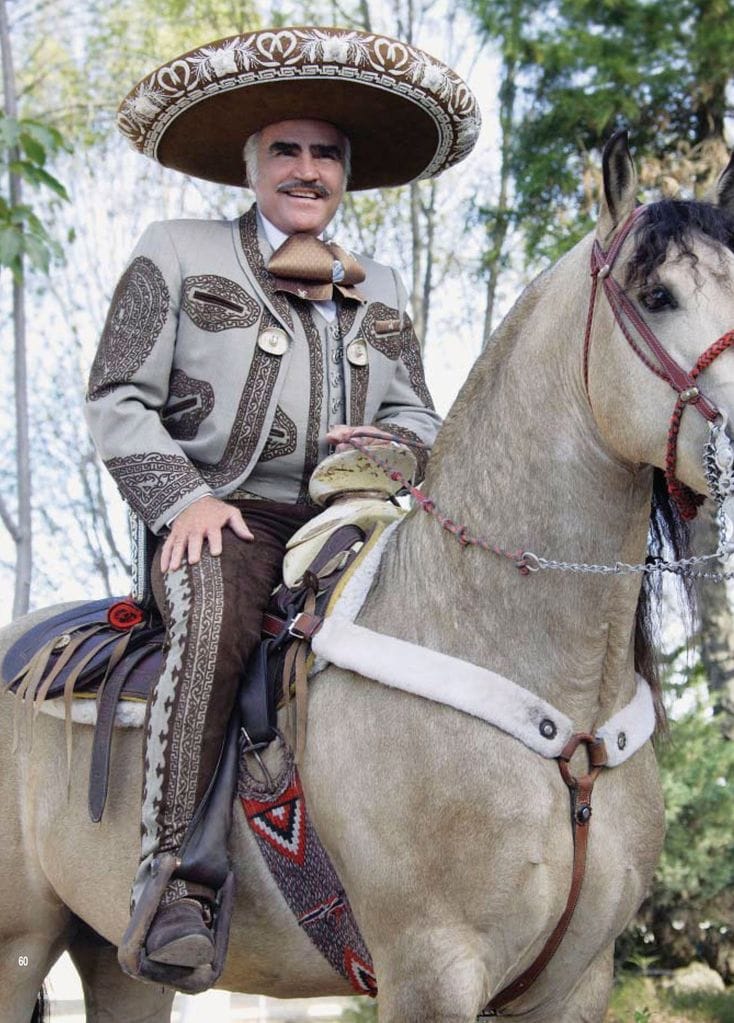 Vicente Fernández HOLA PLUS