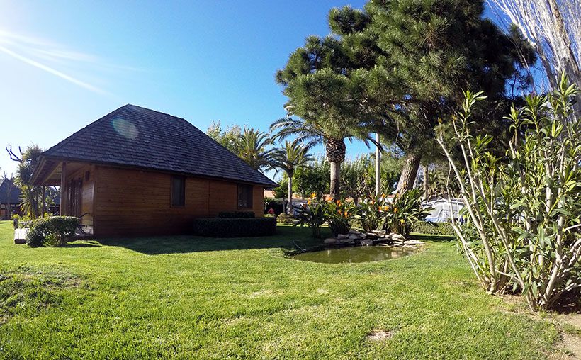 camping-playa-montroig-bungalow