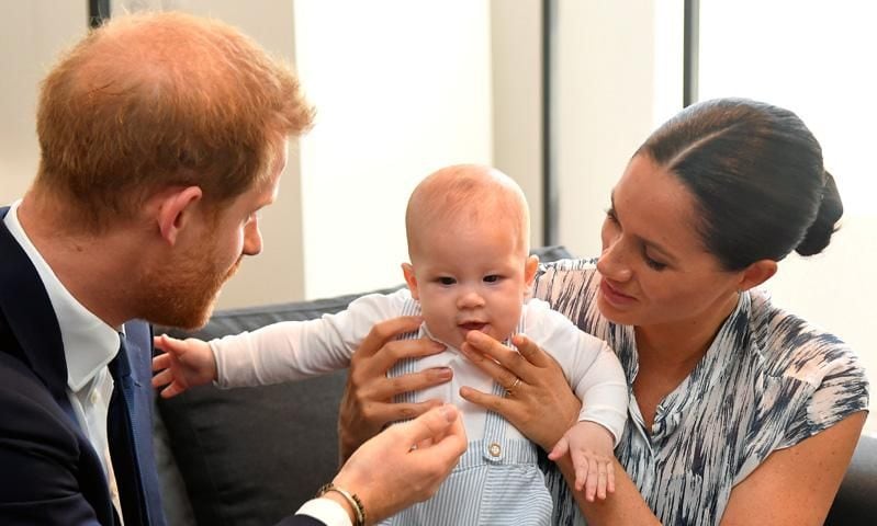 baby-archie-harrison-prince-harry-lookalike