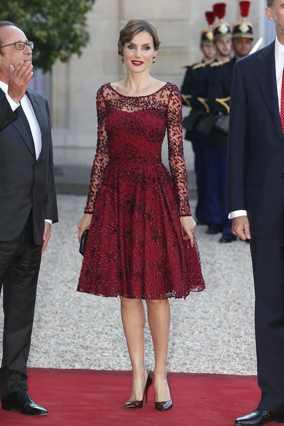 reina_letizia_rojo_look94a