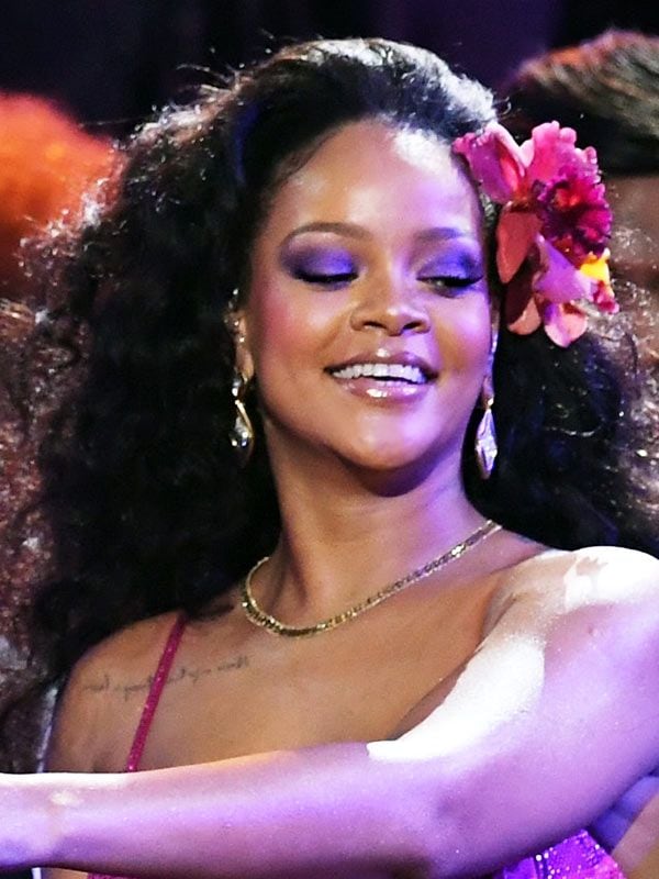 grammy2018_sombras_colores_rihanna_1a