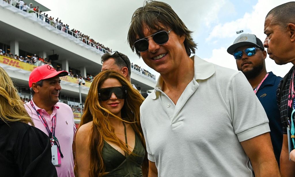 Tom Cruise y Shakira en la Fórmula 1