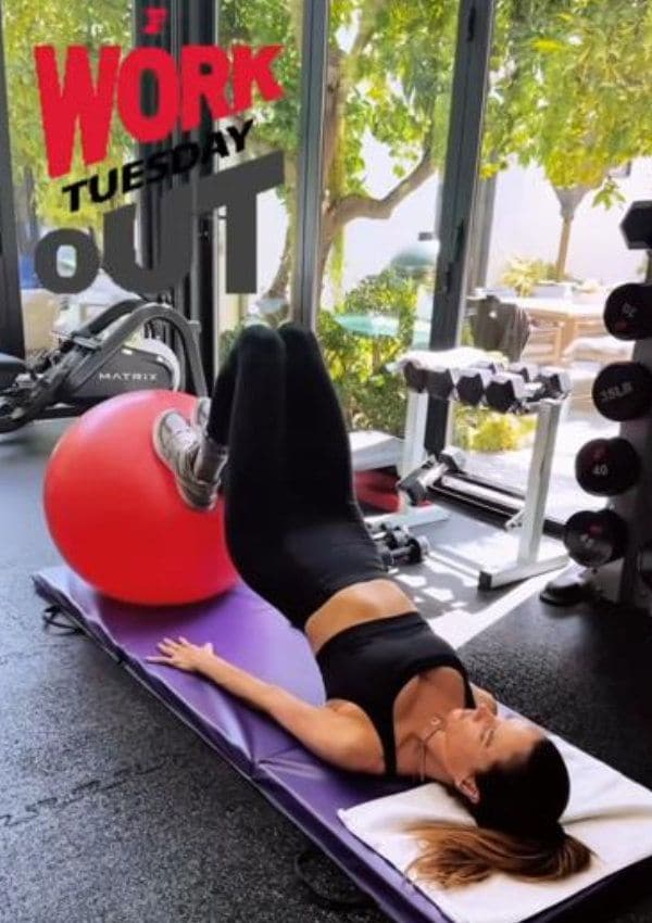 alessandra ambrosio workout