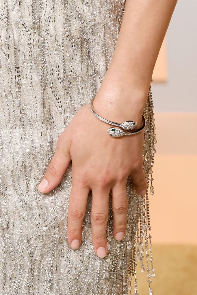 Las impresionantes joyas de Bvlgari que llevó Monica Barbaro en los Oscar