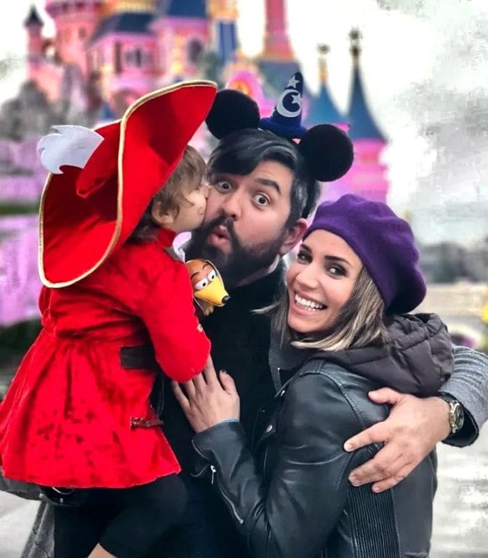 Manu Sánchez y su familia en Disney