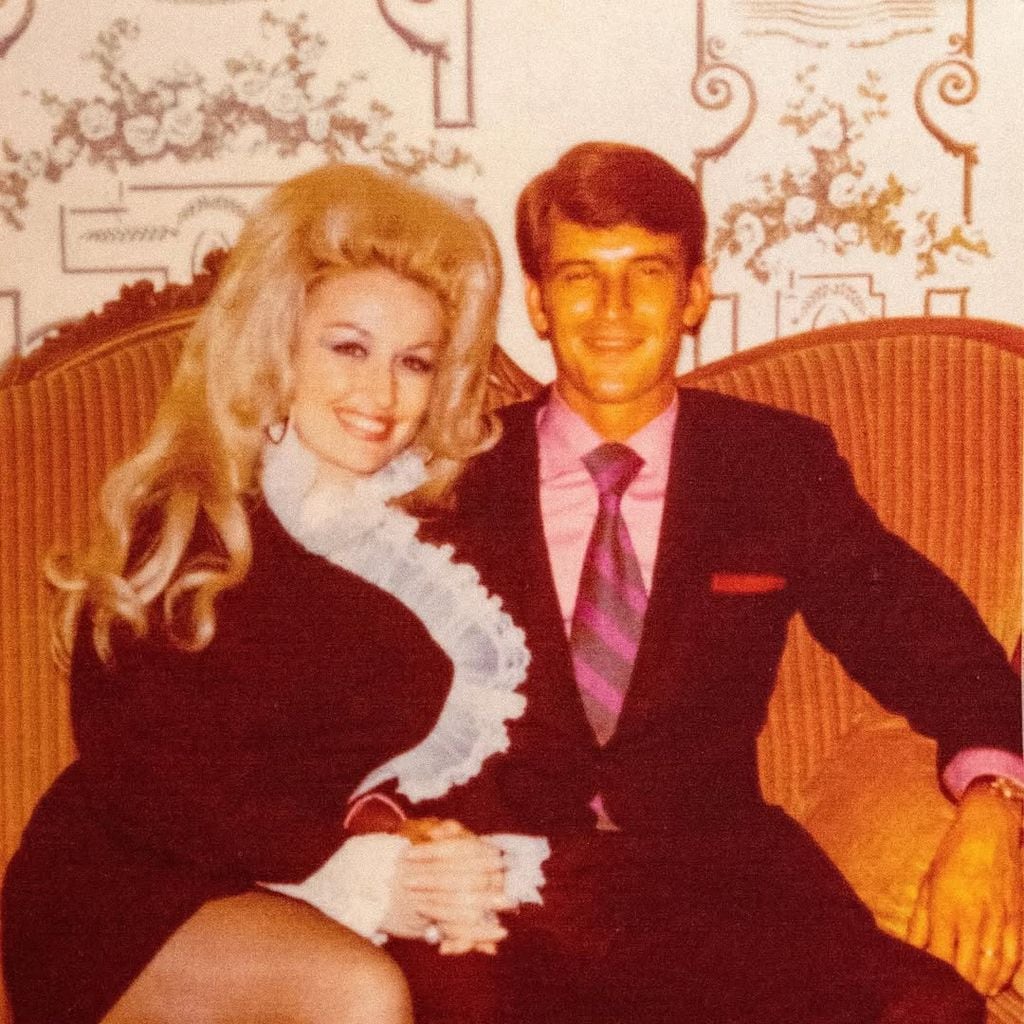 Dolly Parton con su marido, Carl