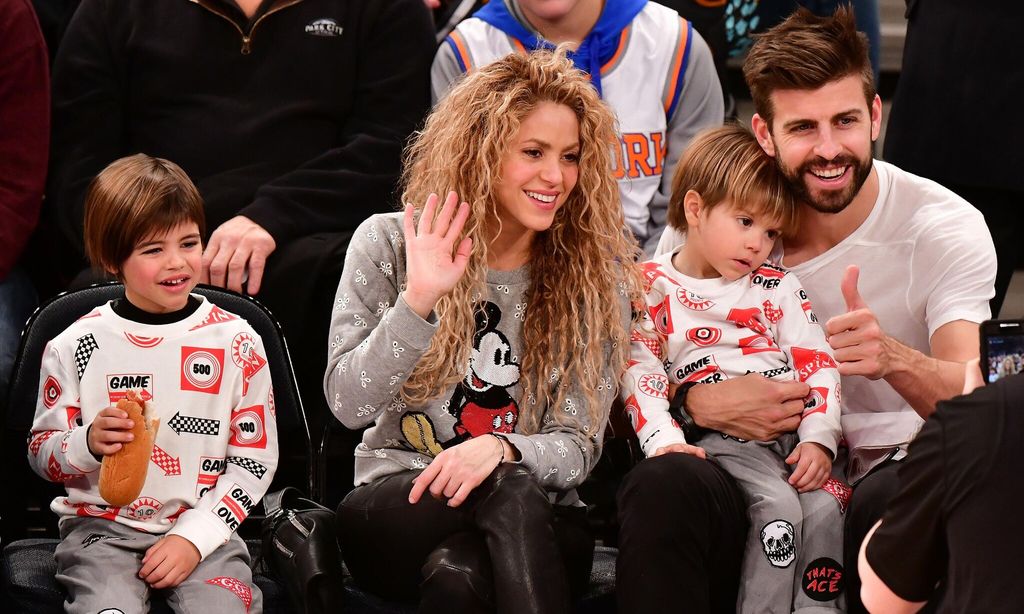 Celebrities Attend The New York Knicks Vs Philadelphia 76ers Game