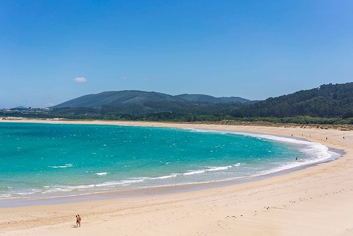 La Playa de Xan Xurso de Ferrol, con bandera azul, ofrece un bonito arenal por el que pasear