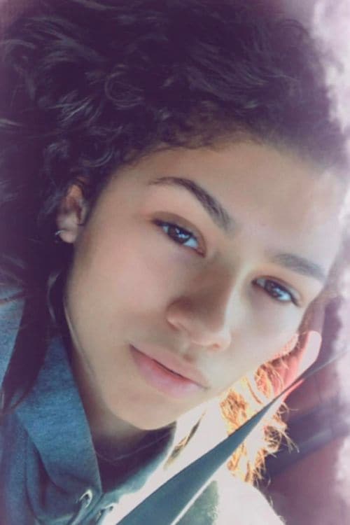 Zendaya sin maquillaje y perfecta