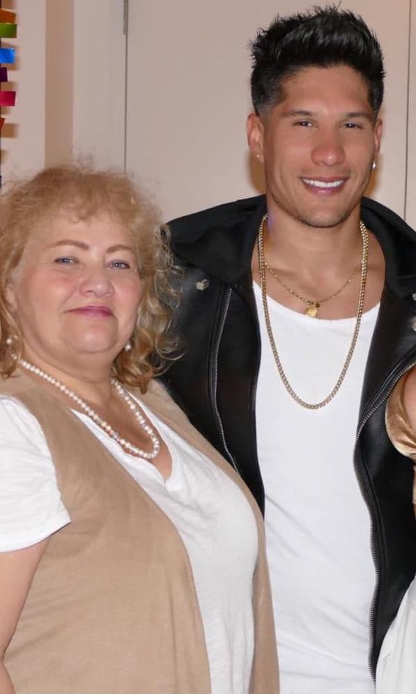 Chyno Miranda y su mamá, Alcira Pérez