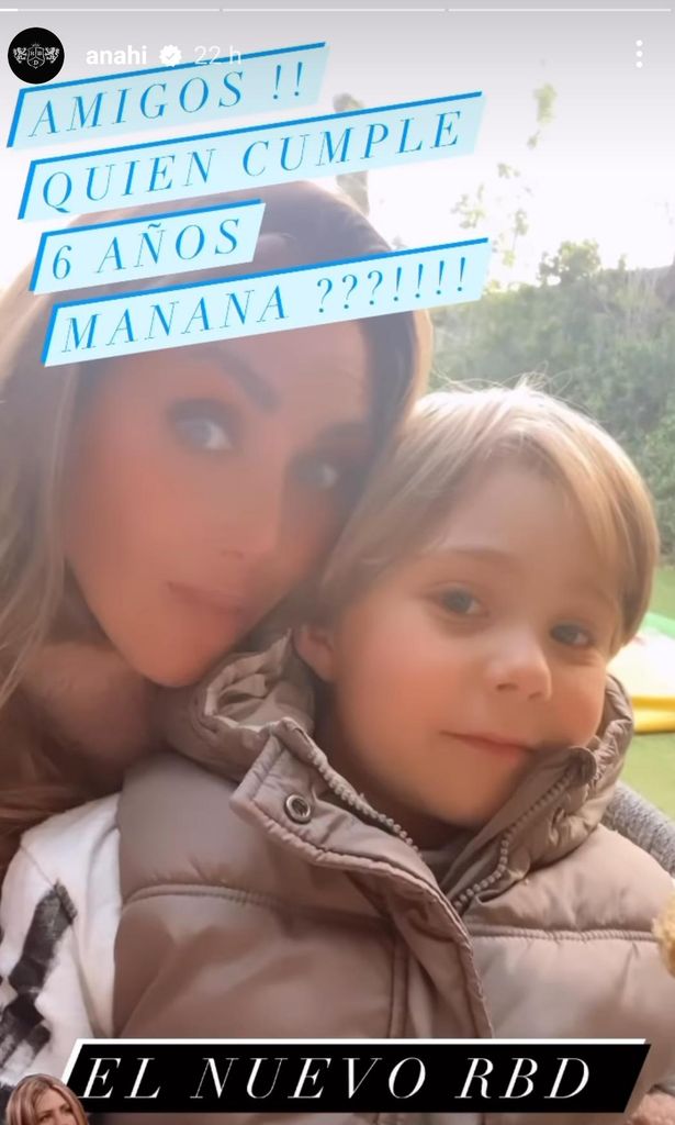 Anahí y su hijo Manu