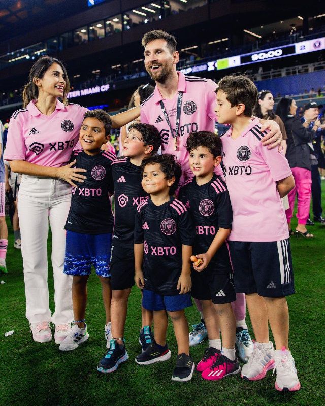 Messi con su familia