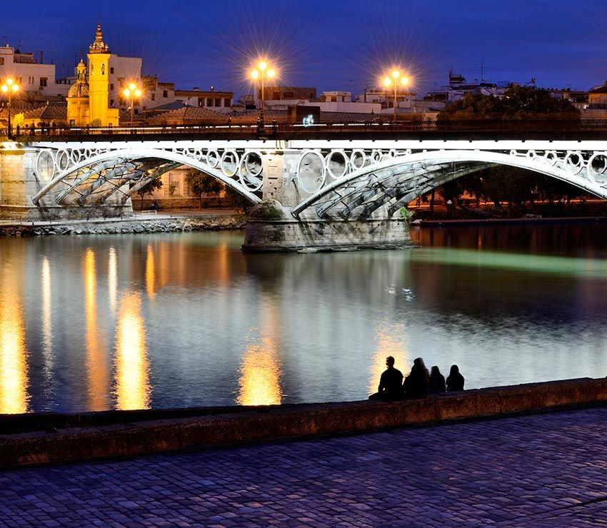 puente triana sevilla