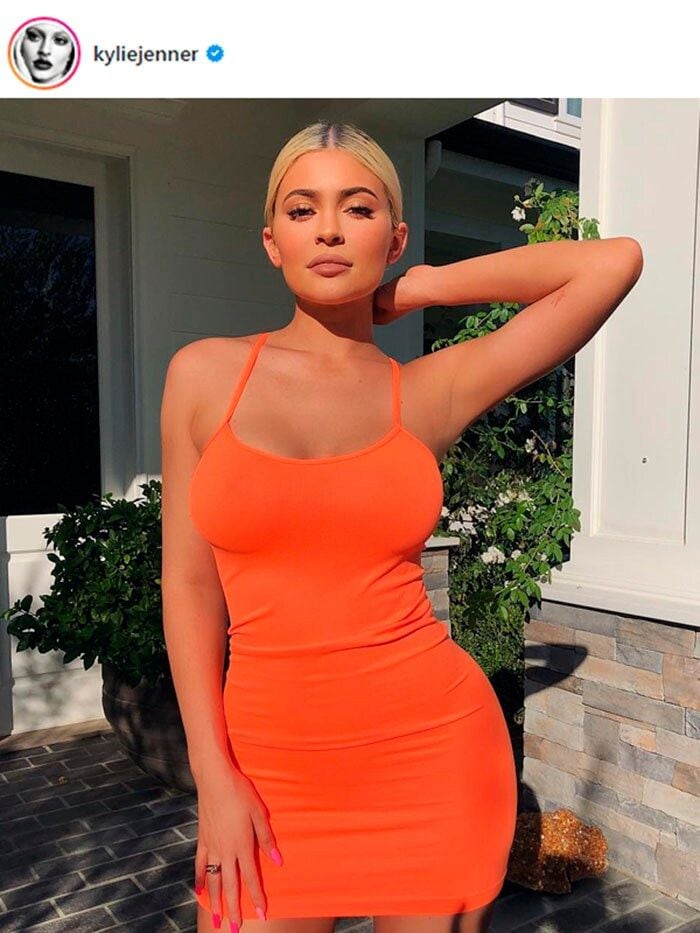 sorella vestido kylie jenner a