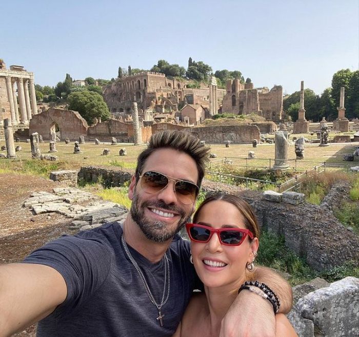 Carmen Villalobos ('Café con aroma de mujer') con Frederik Oldenburg en Roma